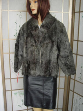 MINT PLAIN GRAY GOAT CANADIAN FUR JACKET COAT WOMEN WOMAN SIZE 4 PETITE